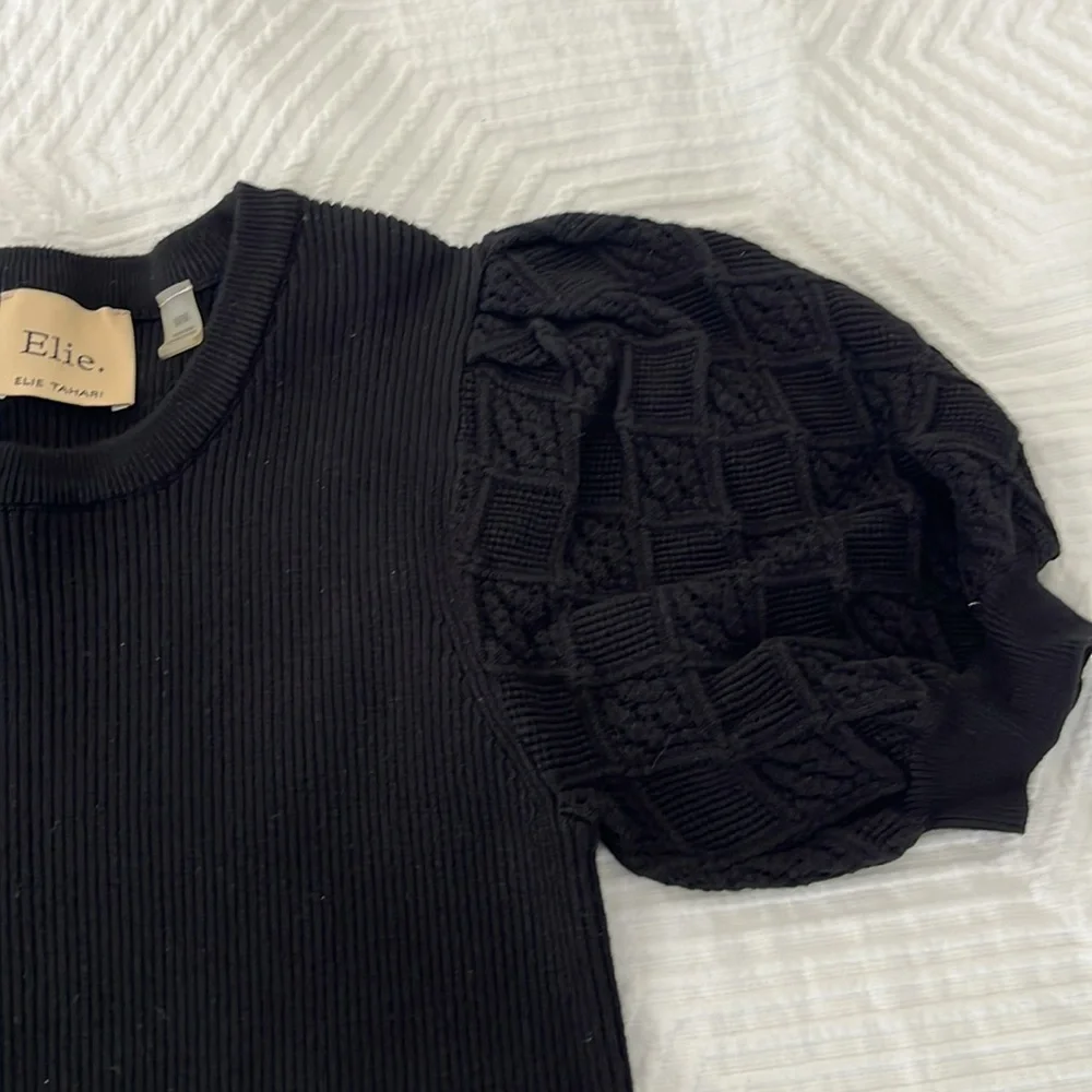 Puff Short Sleeve Sweater with diamond pattern - Picture 2 of 4